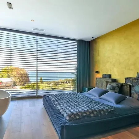 Villa Saquedes 6bd And Pool Sainte-Maxime