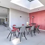 Saquedes 6bd And Pool וילה