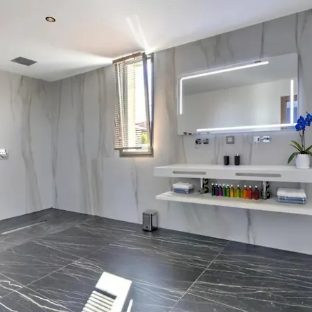 וילה Saquedes 6bd And Pool *