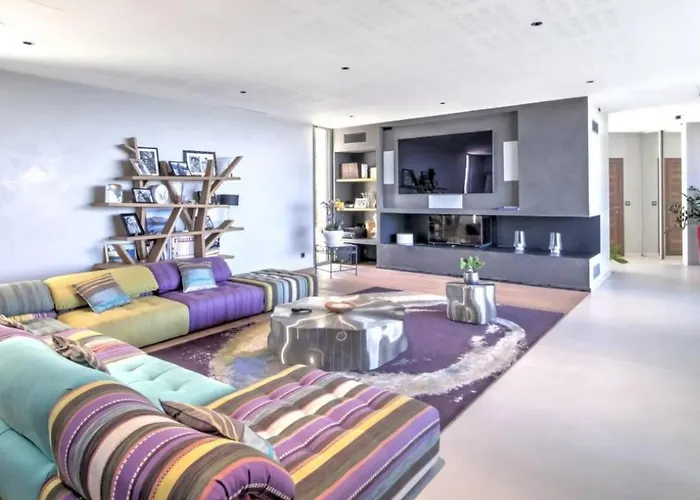 Saquedes 6bd And Pool וילה *