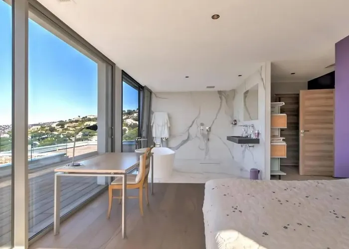 Saquedes 6bd And Pool